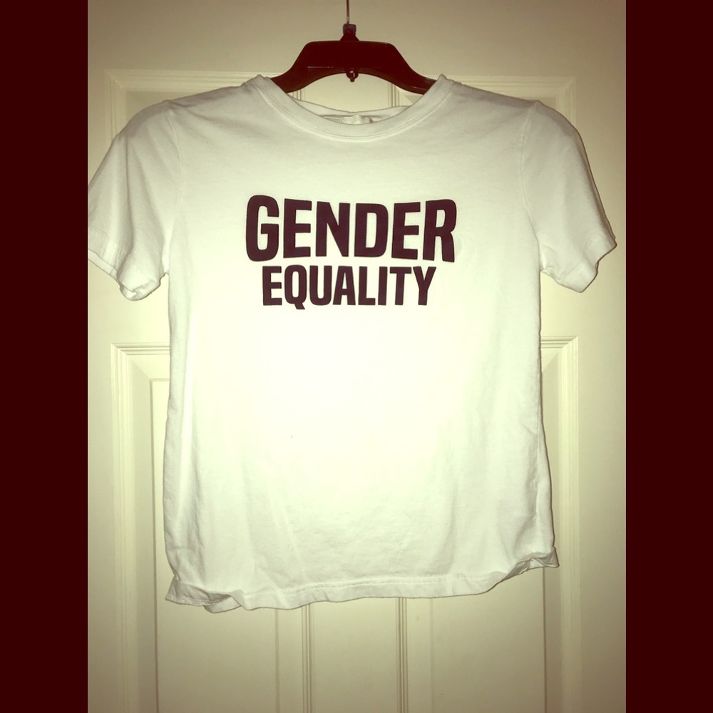 Cute logo shirt
